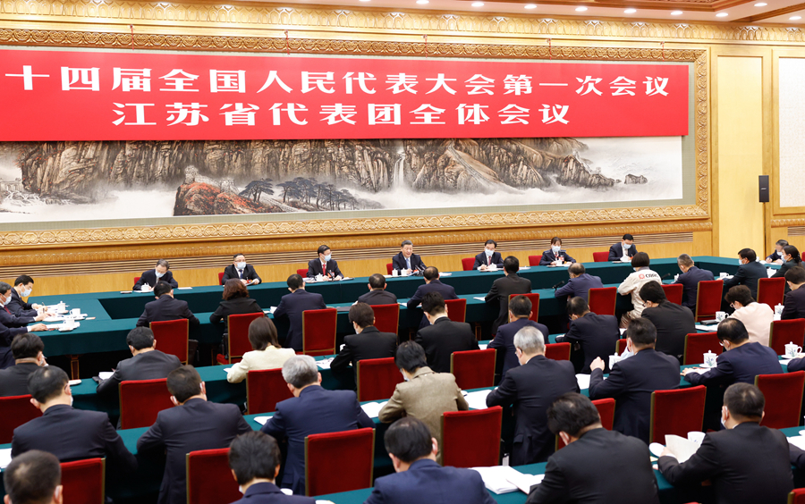 3月5日,中共中央总书记、国家主席、中央军委主席习近平参加他所在的十四届全国人大一次会议江苏代表团审议。